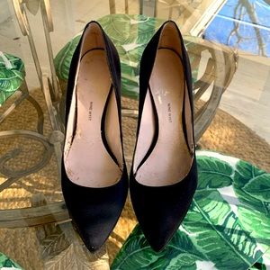 Nine West Black Satin Stiletto 4” Pumps, Size 8M (US)